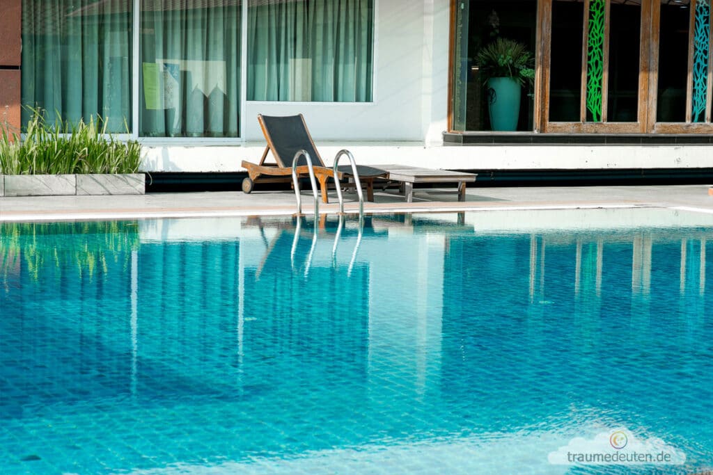 Traumdeutung Schwimmbad